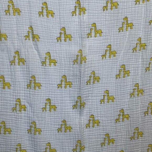 Unisex swaddle blanket bundle set of three - Picture 5 of 7